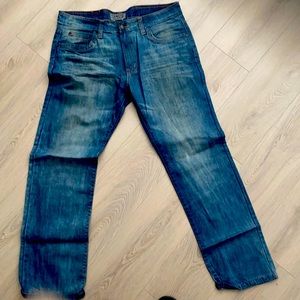 Never worn URban Heritage jeans for men